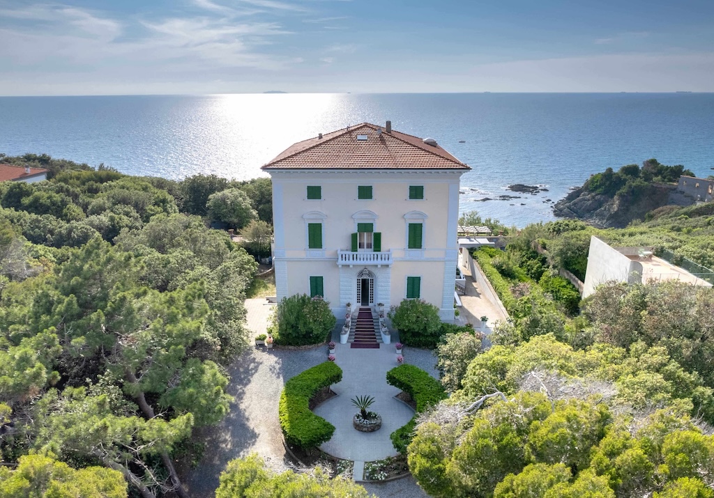 Villa Parisi on the Tuscan coast is unforgettable location for seaside weddings in Italy.