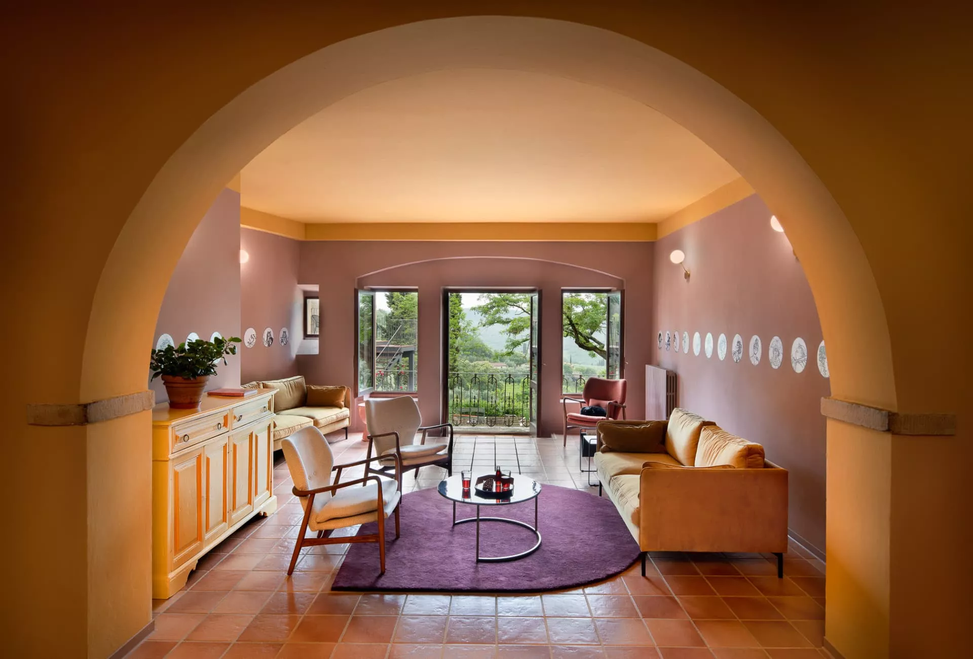 Borgo di Vignamaggio's internal spaces for guests' accomodation