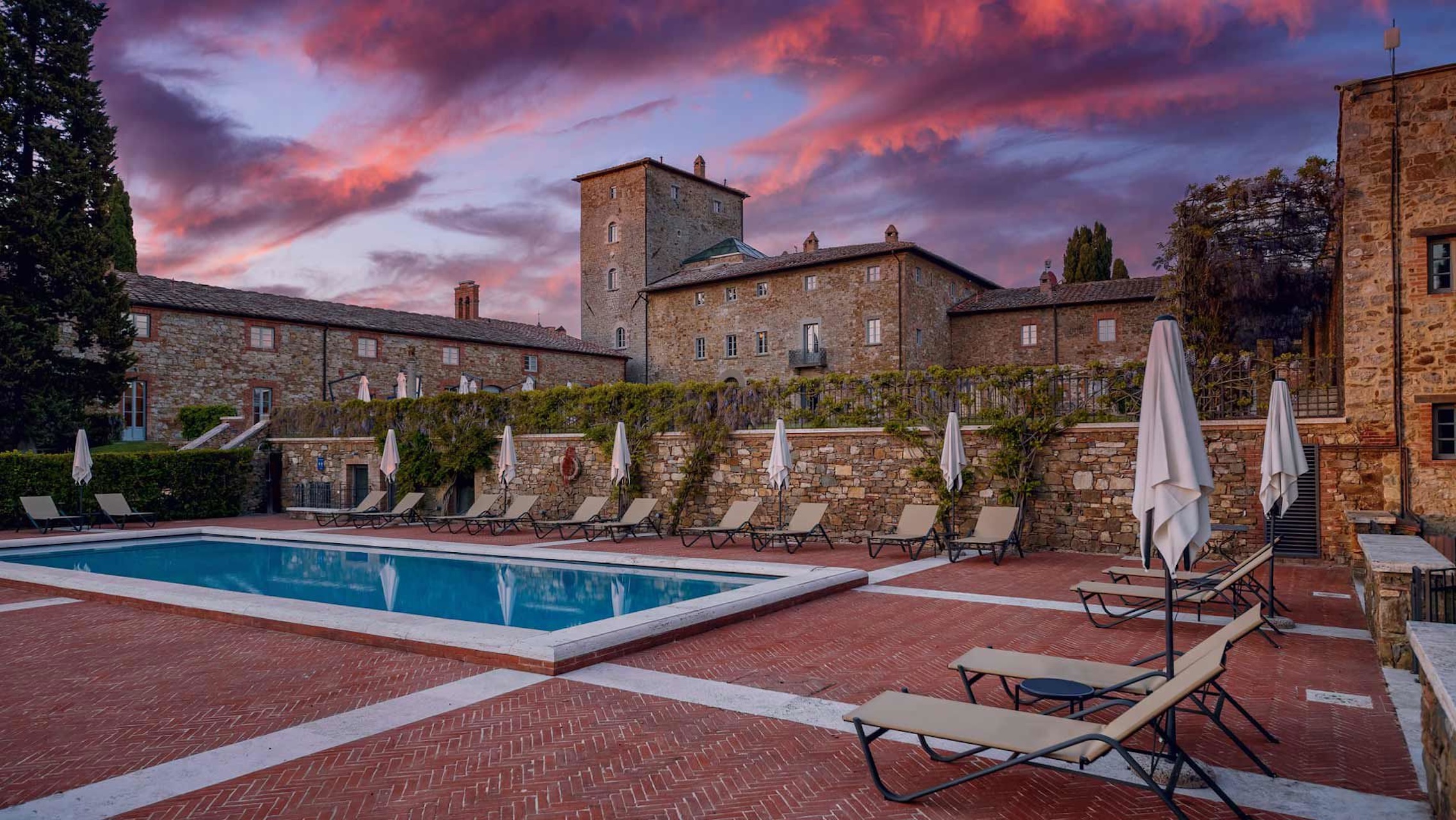 Destination wedding in Tuscany at Borgo Scopeto Relais