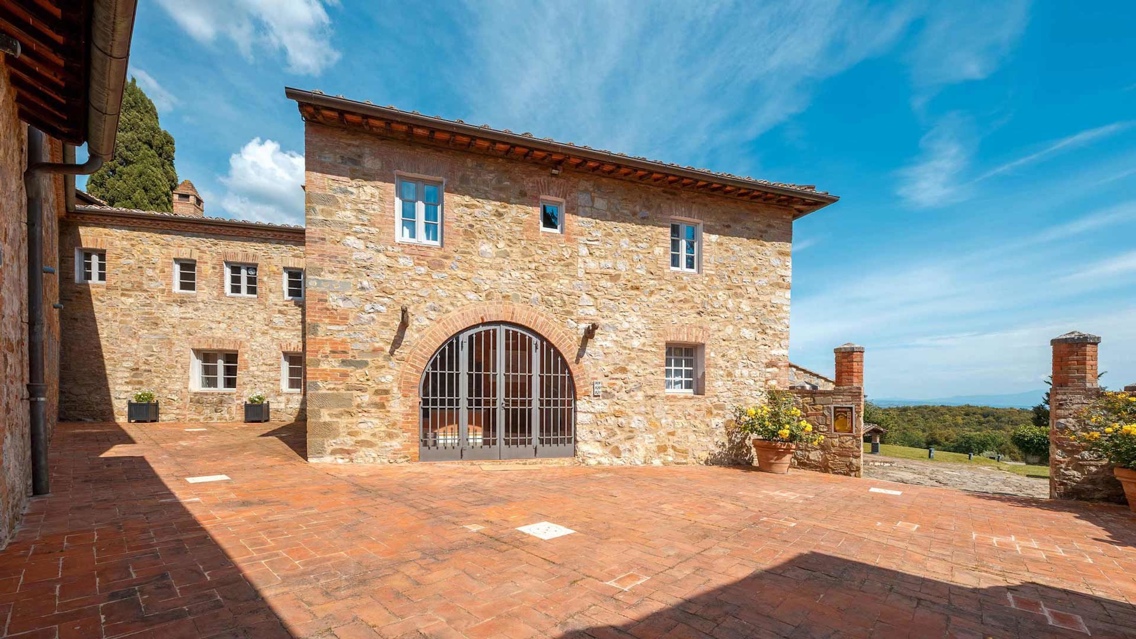 Destination wedding perched in the magic of Tuscany at Borgo Scopeto