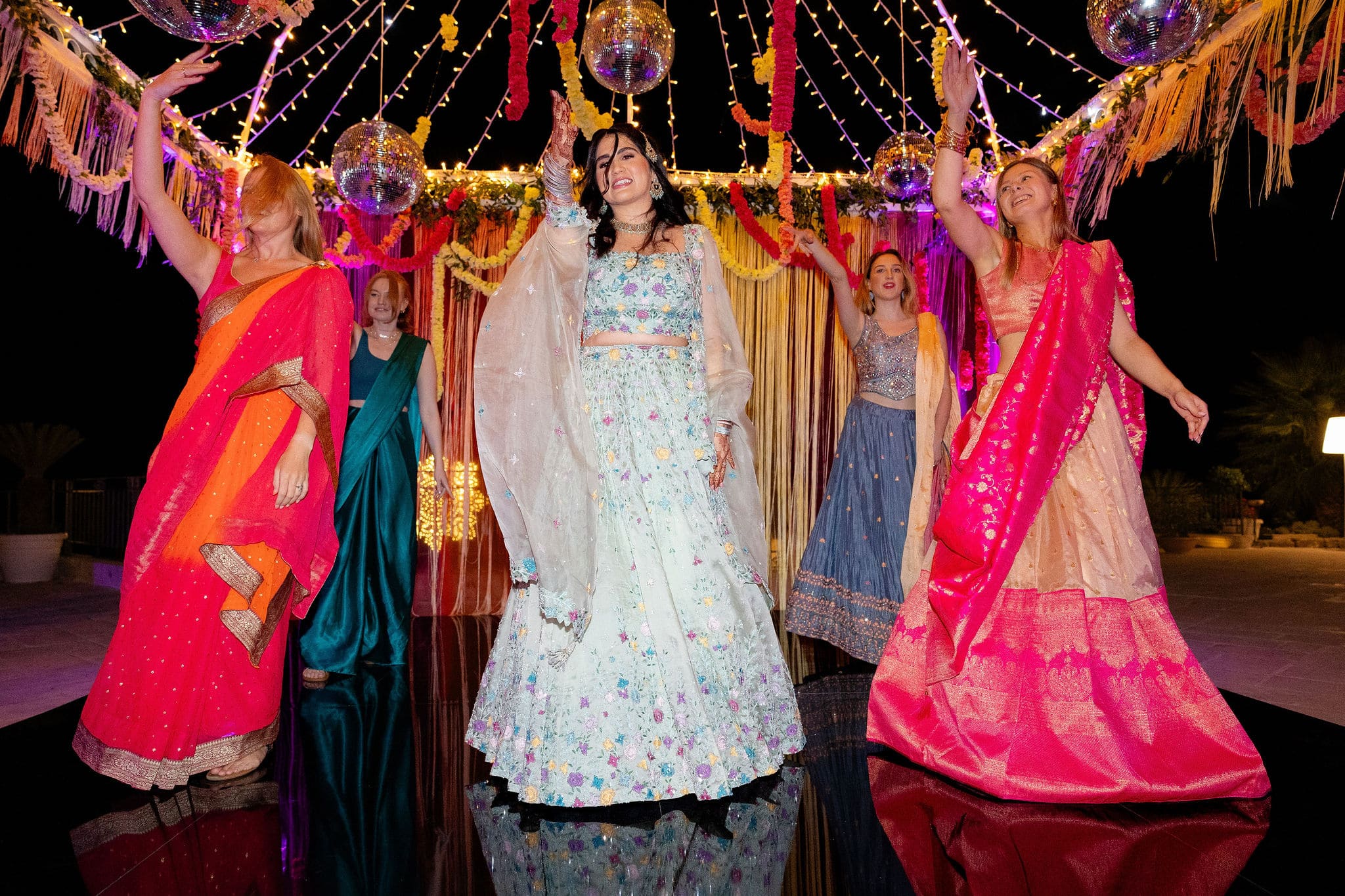 CheChic - Destination wedding Italy - Anjali & Vignesh - Traditional Indian wedding in Sicily19 Image