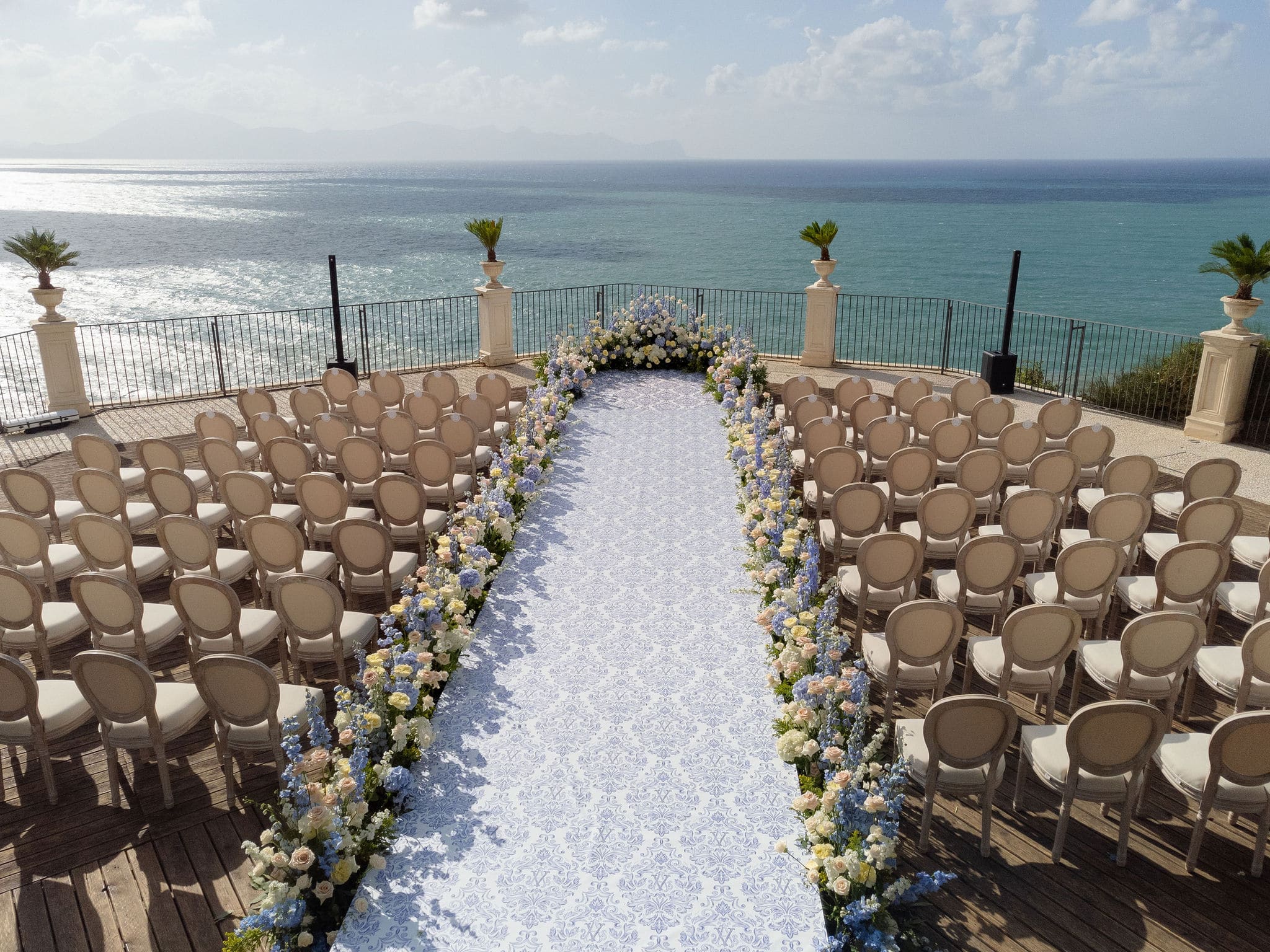 CheChic - Destination wedding Italy - Anjali & Vignesh - Traditional Indian wedding in Sicily30 Image