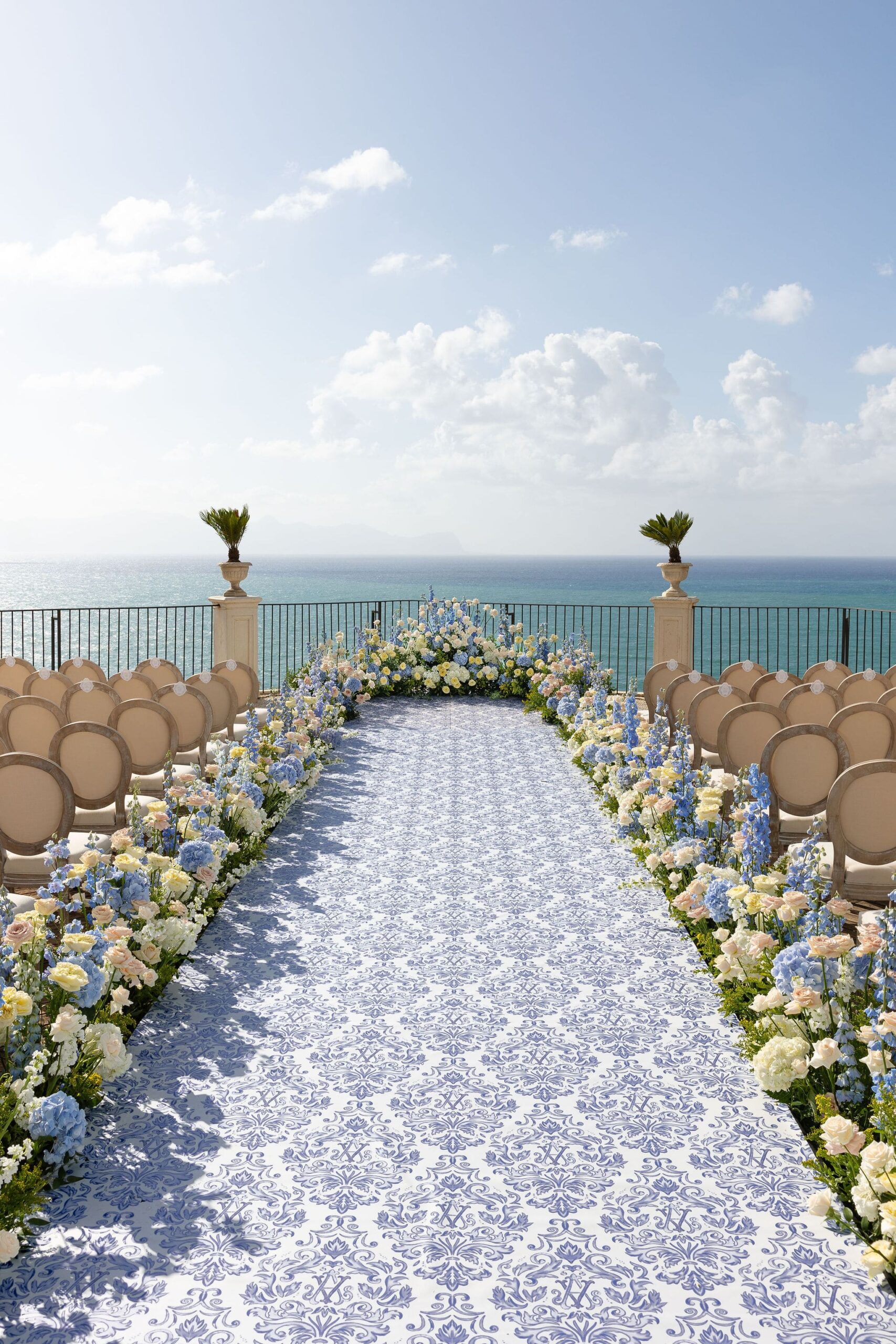 CheChic - Destination wedding Italy - Anjali & Vignesh - Traditional Indian wedding in Sicily32 Image