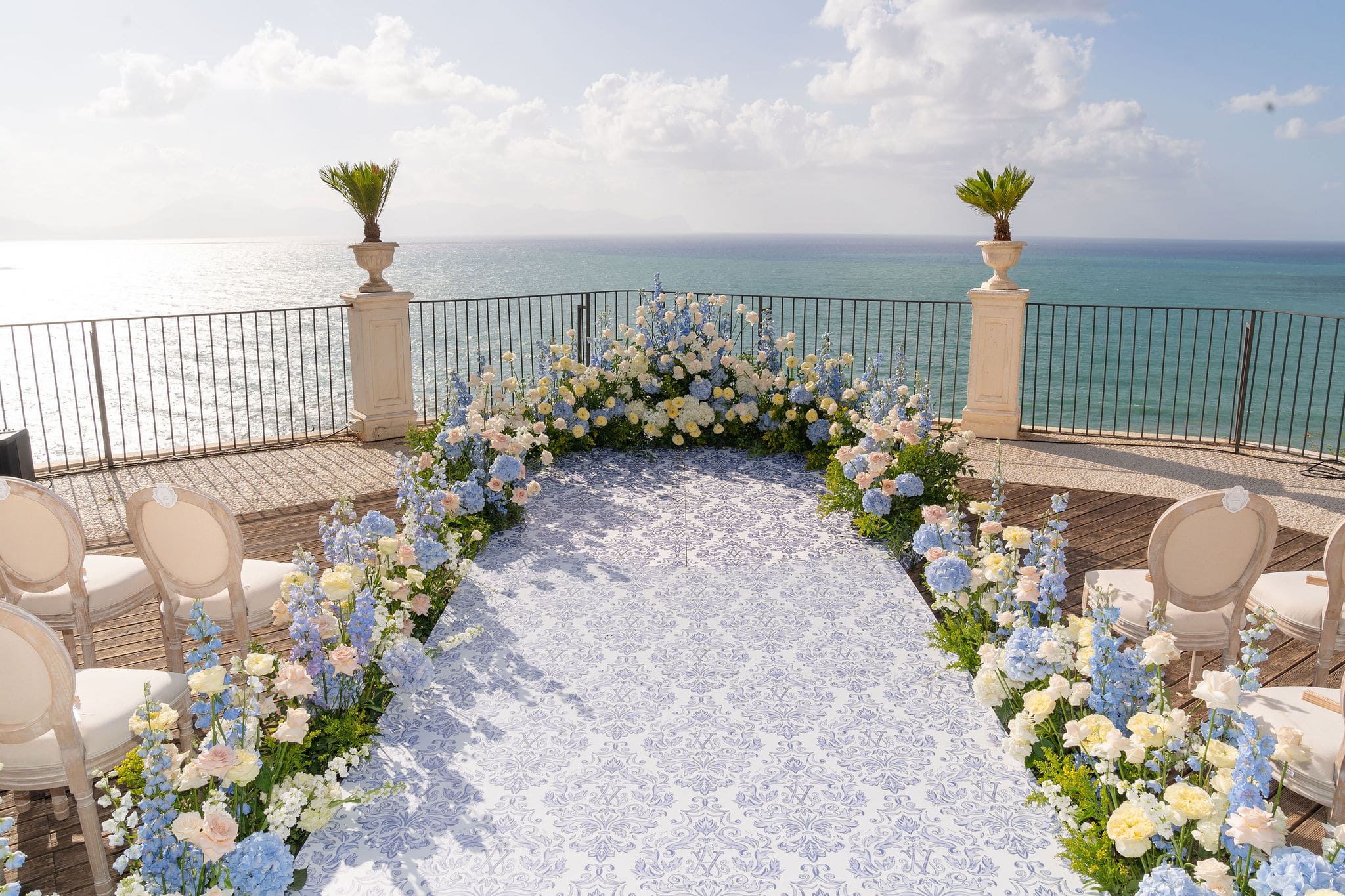 CheChic - Destination wedding Italy - Anjali & Vignesh - Traditional Indian wedding in Sicily34 Image