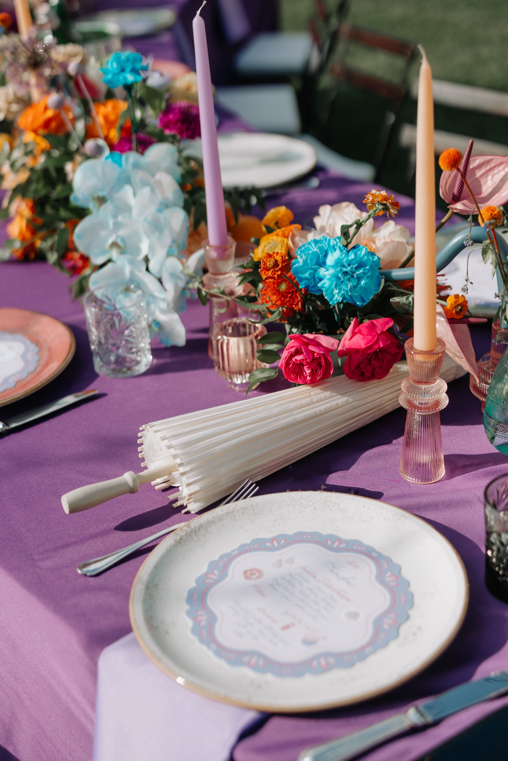 CheChic - Destination wedding Italy - Asyla & Aafaq - Bespoke Indian wedding in Tuscany15 Elegant and refined lilac mise en place