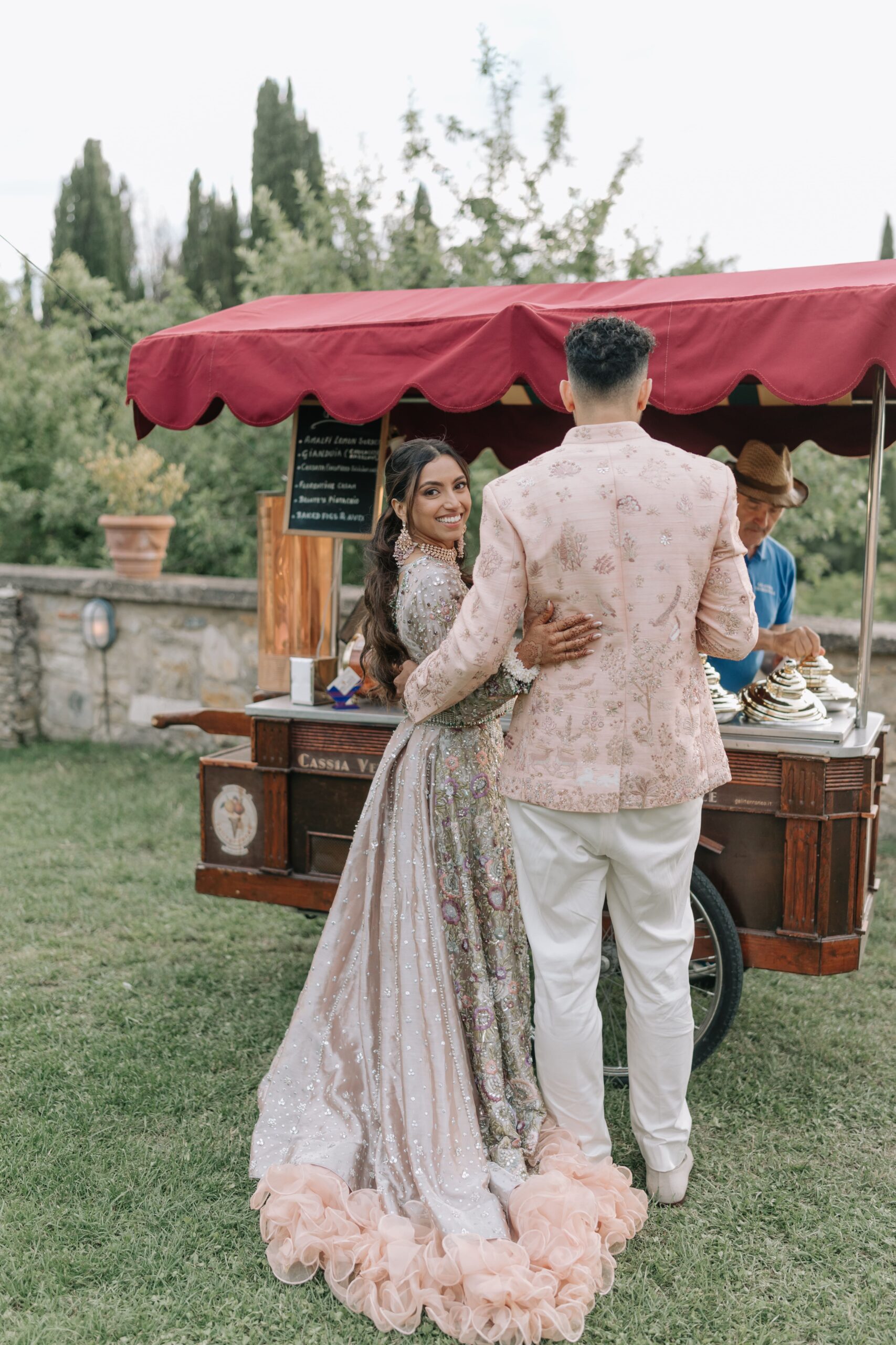 CheChic - Destination wedding Italy - Asyla & Aafaq - Bespoke Indian wedding in Tuscany16 Bride and groom in front of an Ice cream truck