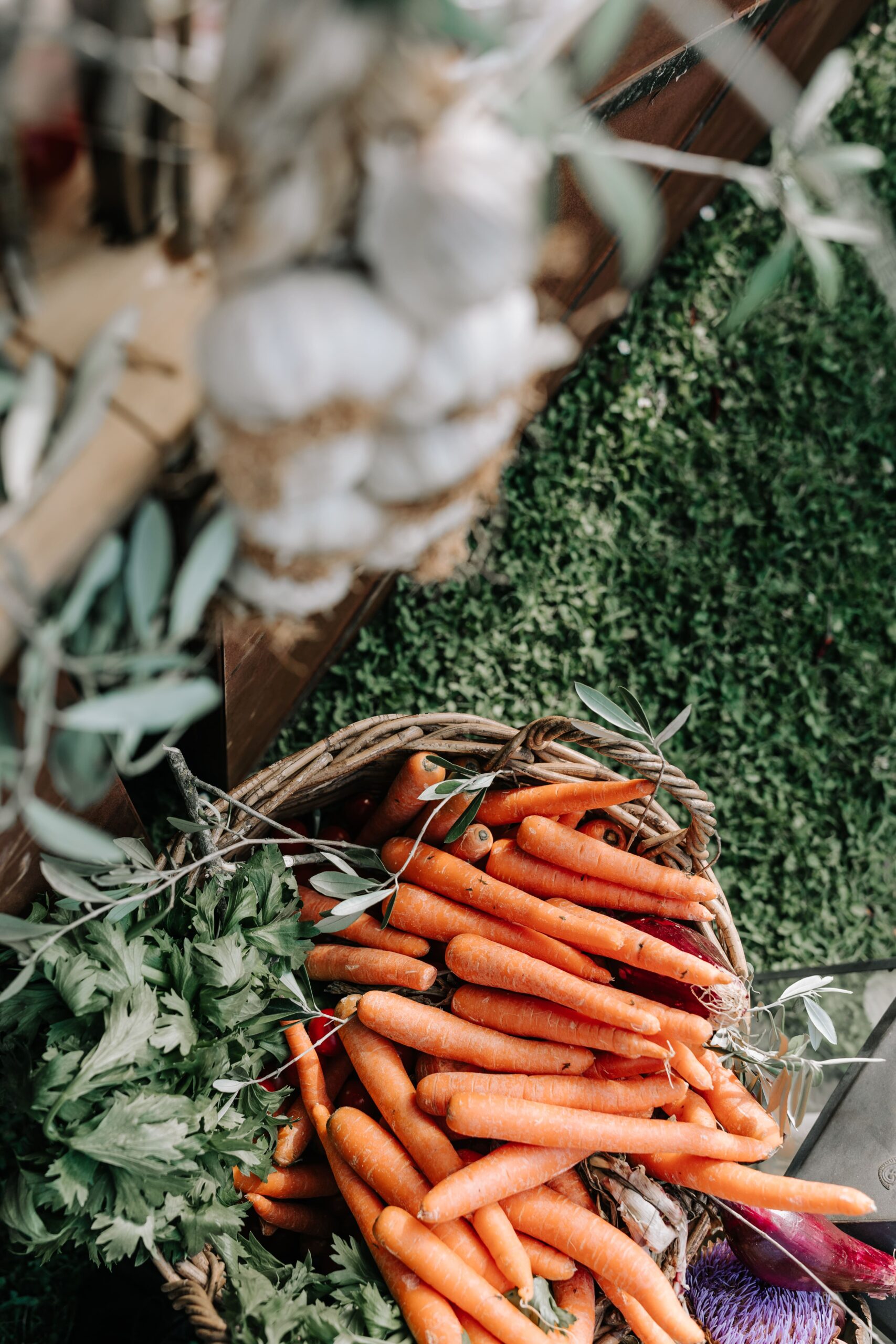 CheChic - Destination wedding Italy - Asyla & Aafaq - Bespoke Indian wedding in Tuscany8 A Tuscan and rustic wedding setup with carrots