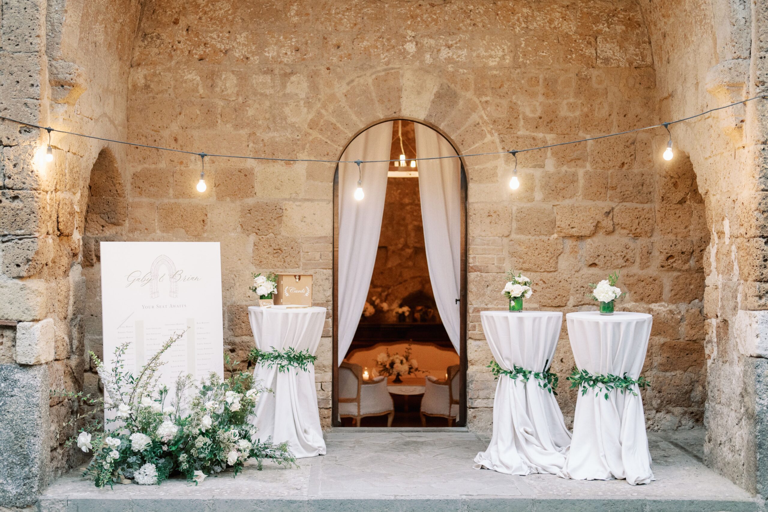 A natural style setup for a Destination Wedding at La Badia di Orvieto, Umbria