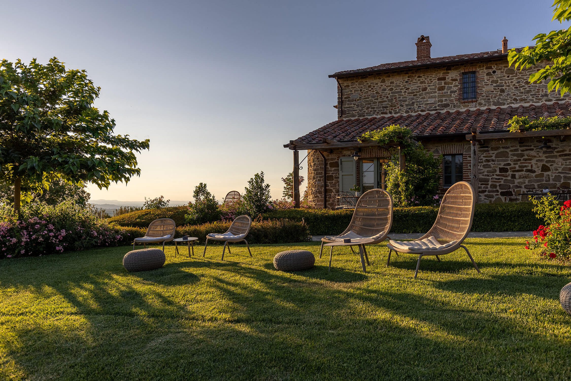 CheChic - Destination wedding Italy - I Borghi dell'Eremo - Umbria5 Image
