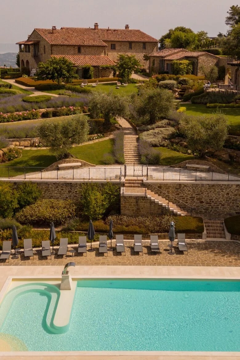 CheChic - Destination wedding Italy - I Borghi dell'Eremo - Umbria9 Image